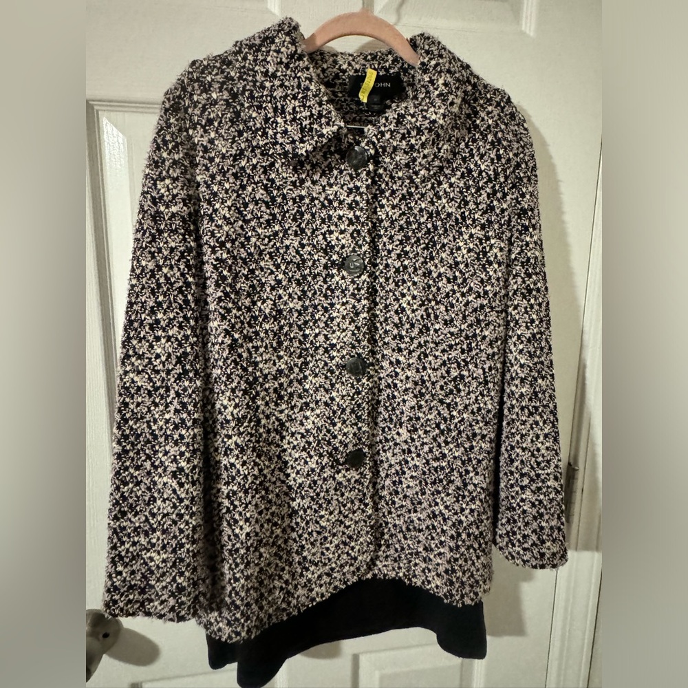 St John skirt suit Jacket size 12 skirt size 14